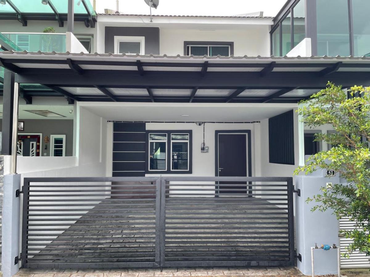 Golden Hill Home By Dreamscape Cameron Highlands Exterior photo